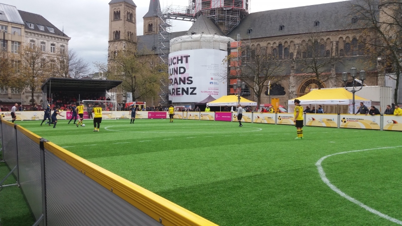 Dribbeln zum Tor